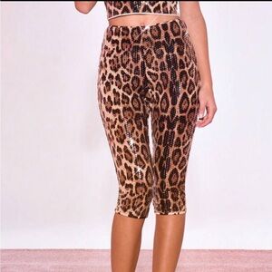 Leopard Print Capri Pants (Stretchy)